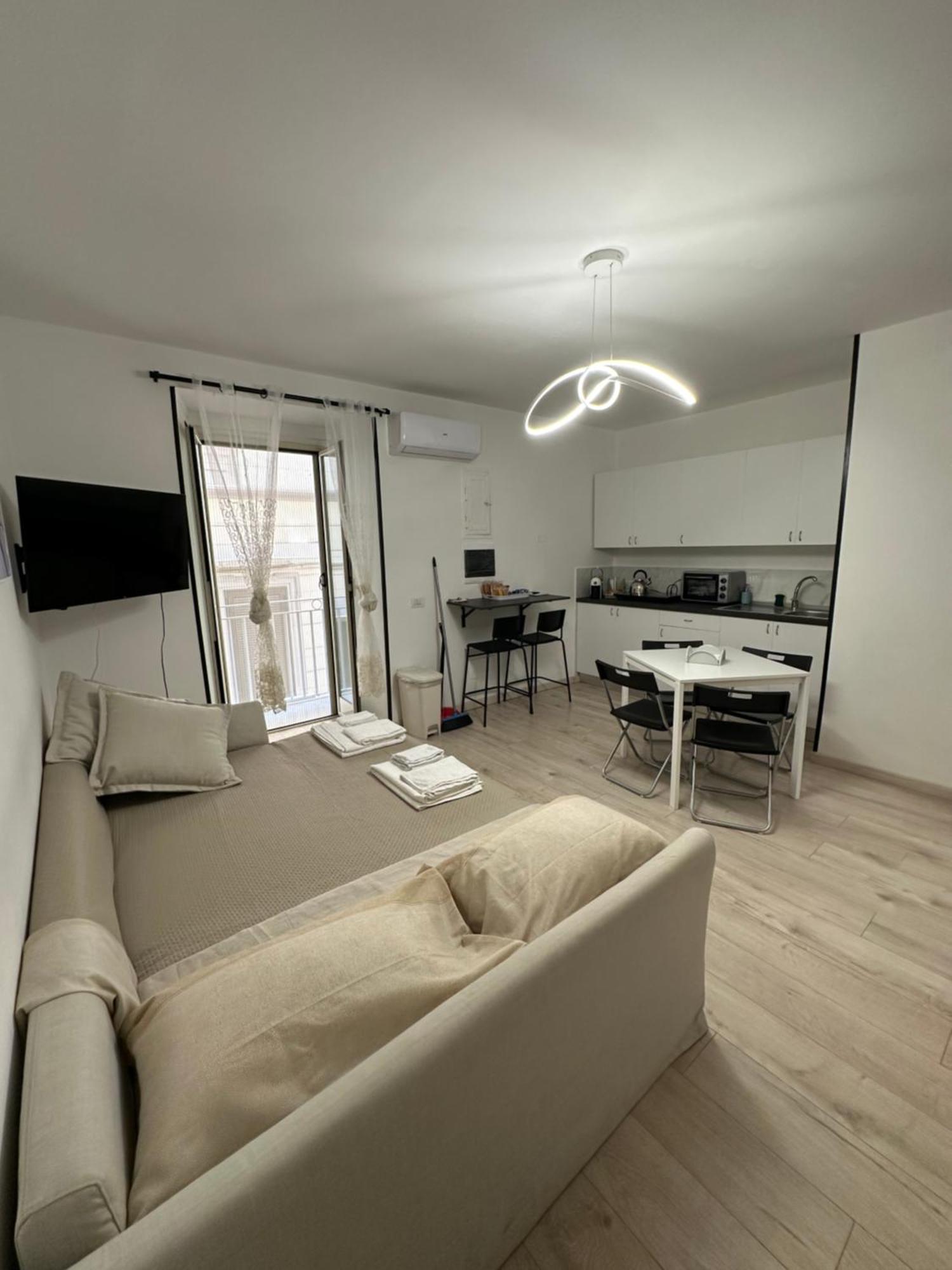 Hotel Rose'S House à Naples Extérieur photo
